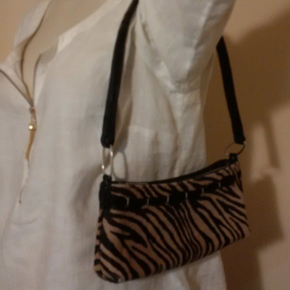 VBH Pony Hair Shoulder Bag - Picture 3 of 8